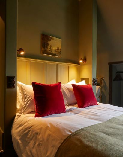 Extremely Small Room 5 at THE PIG-at Bridge Place - Canterbury, Kent